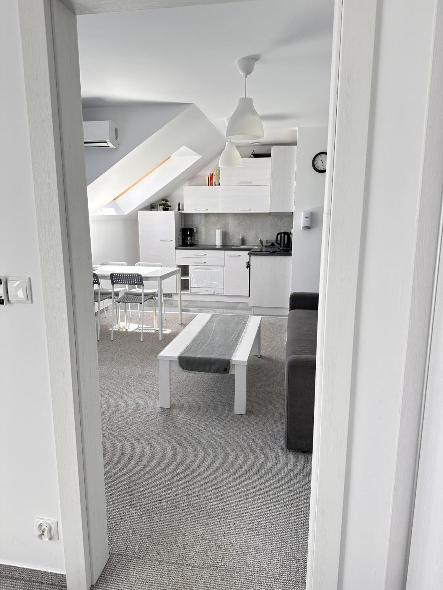 Laba Na Milej Apartment Леба Екстериор снимка